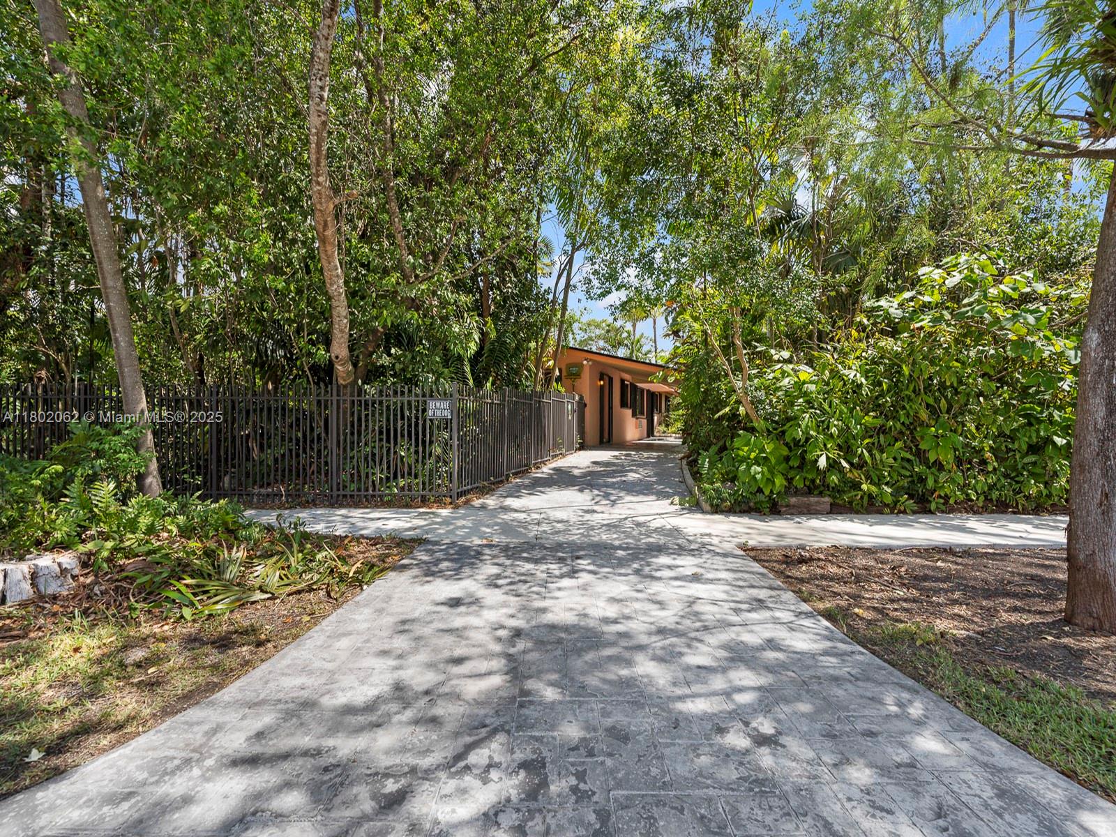 18710 Belmont Dr, Cutler Bay, Florida image 46