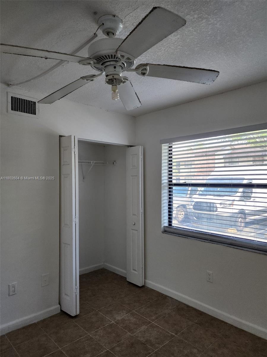 6020 Shakerwood Cir #103, Tamarac, Florida image 4