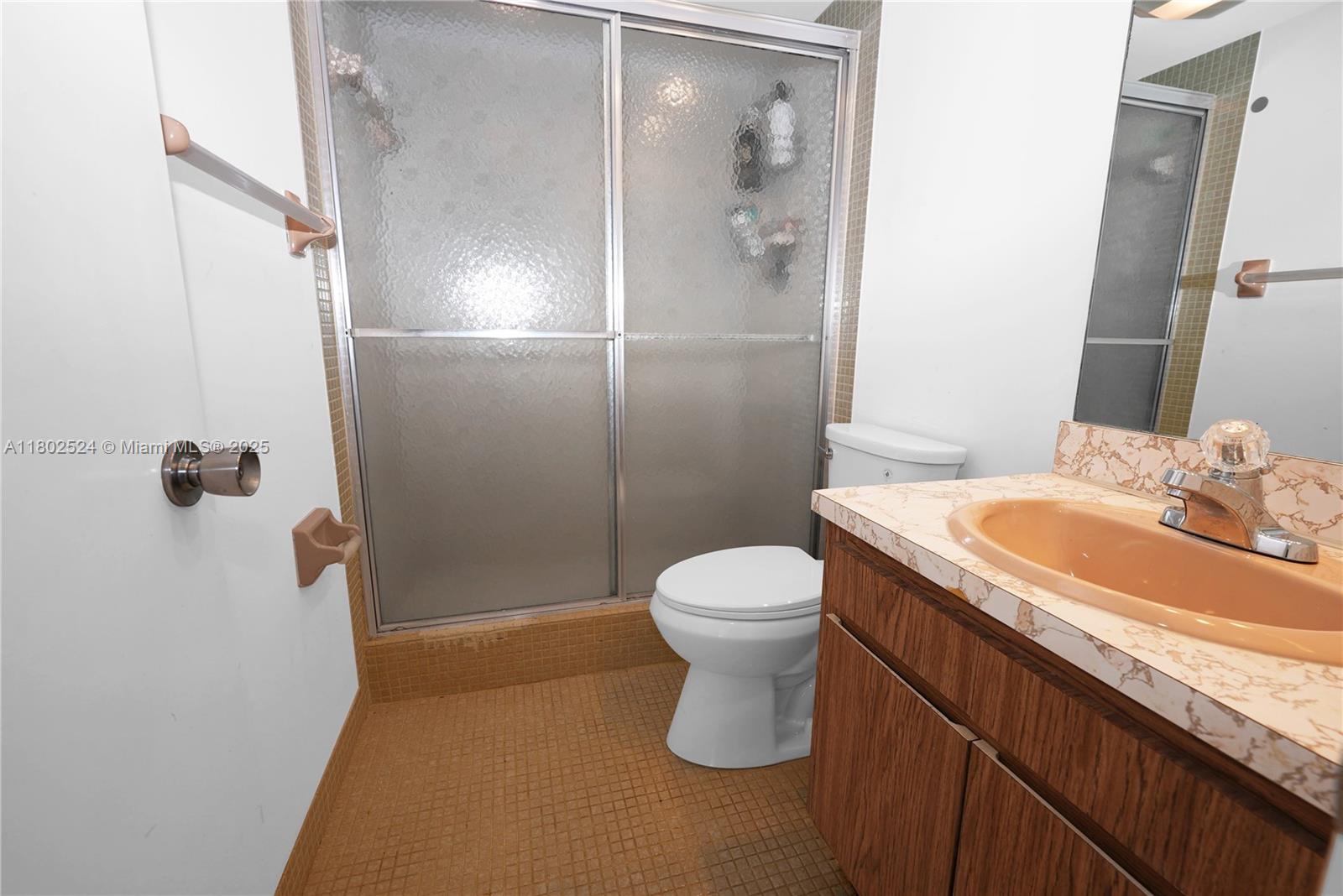 605 Oaks Dr #203, Pompano Beach, Florida image 6