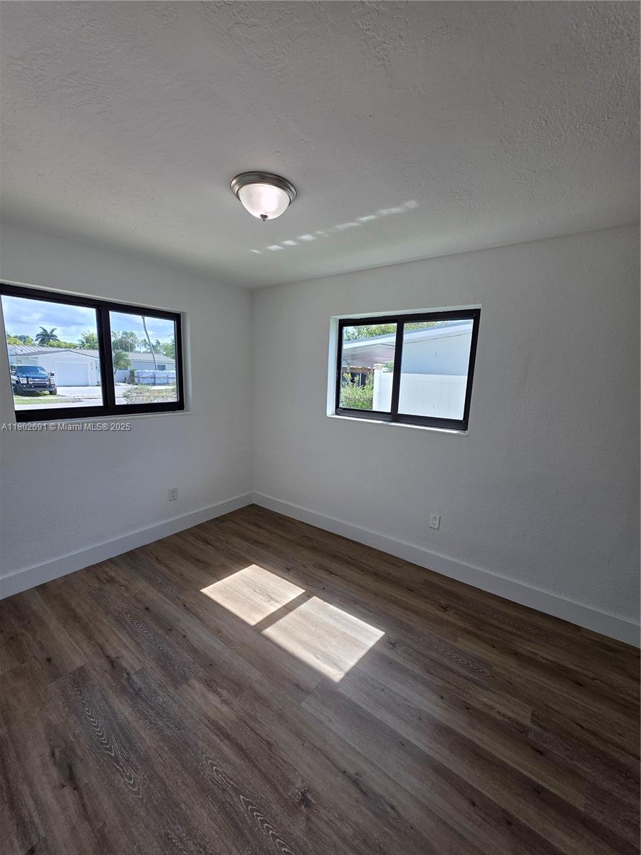 9020 SW 198th Ter, Cutler Bay, Florida image 12
