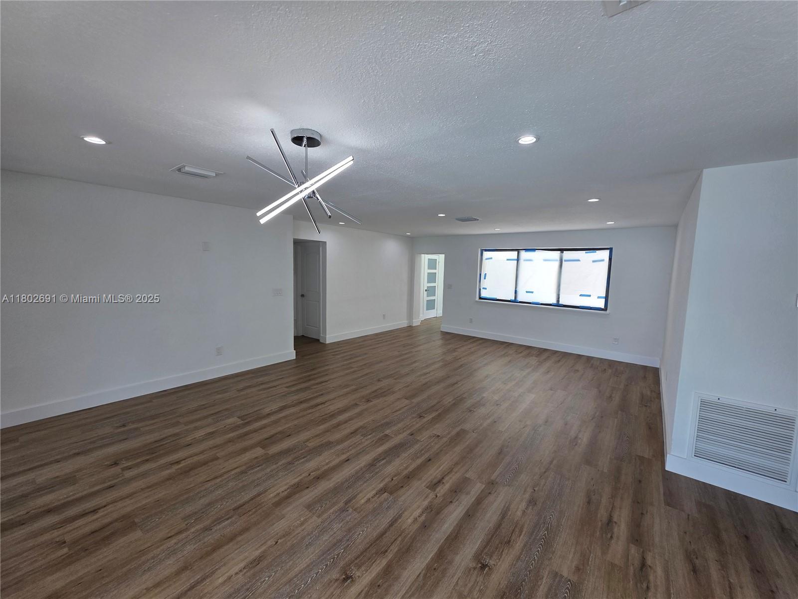 9020 SW 198th Ter, Cutler Bay, Florida image 14