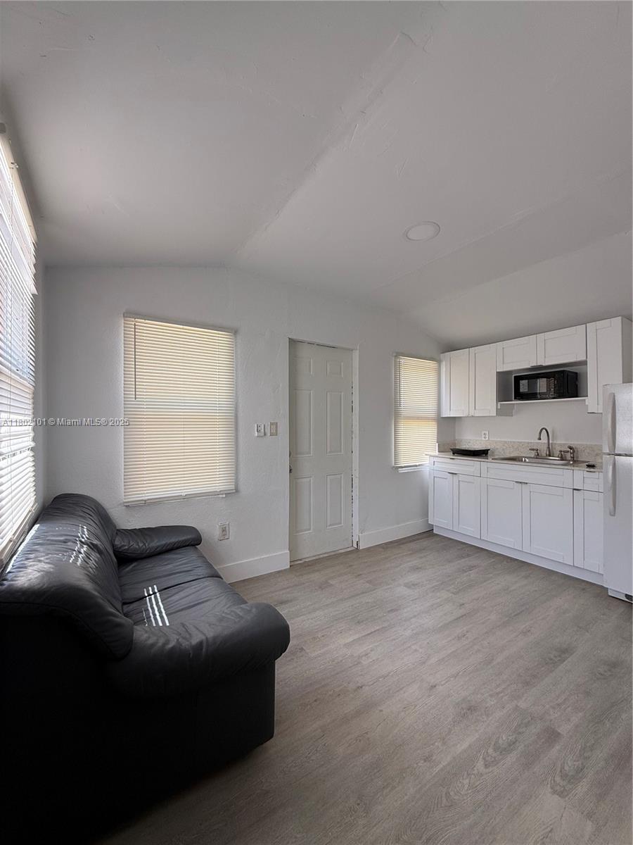 Property photo # 8