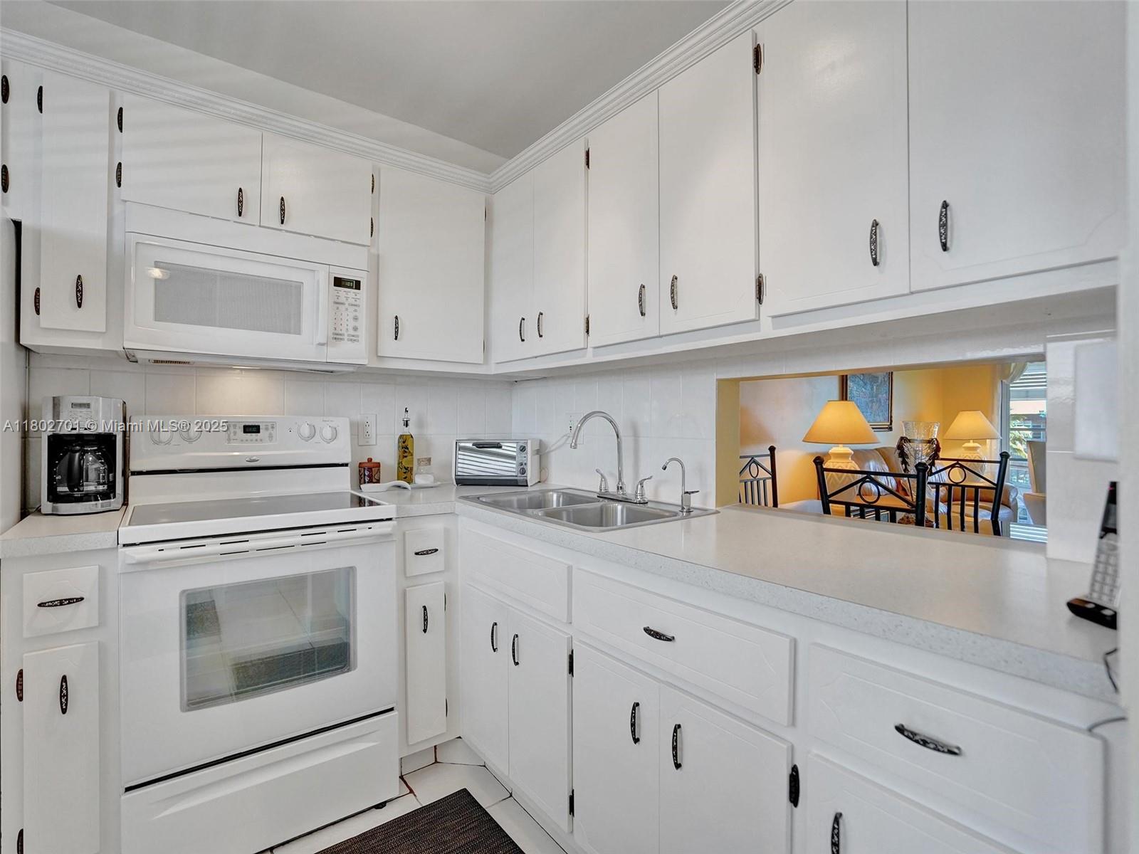 2800 NW 47th Ter #407B, Lauderdale Lakes, Florida image 10