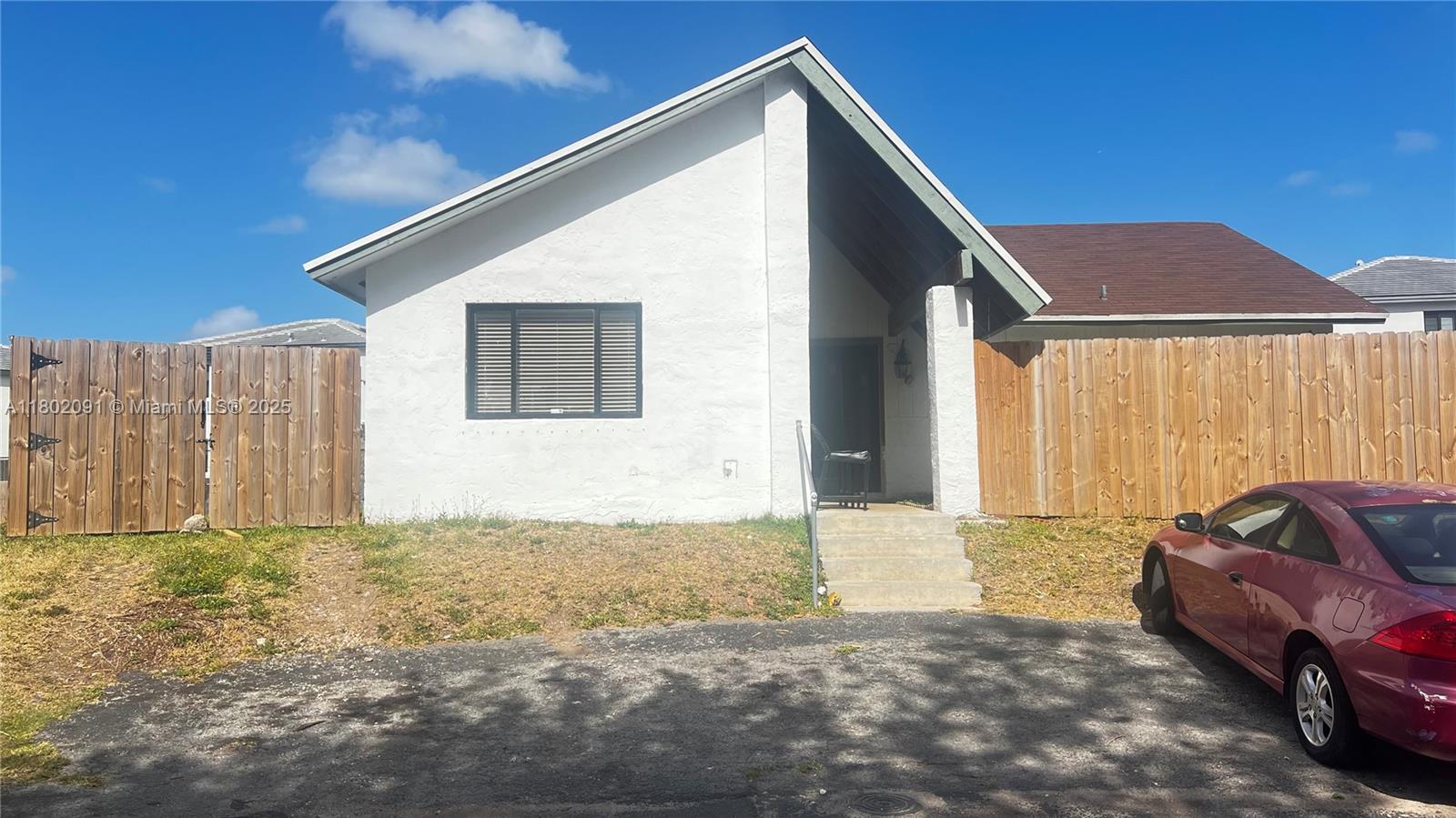 Property photo # 0