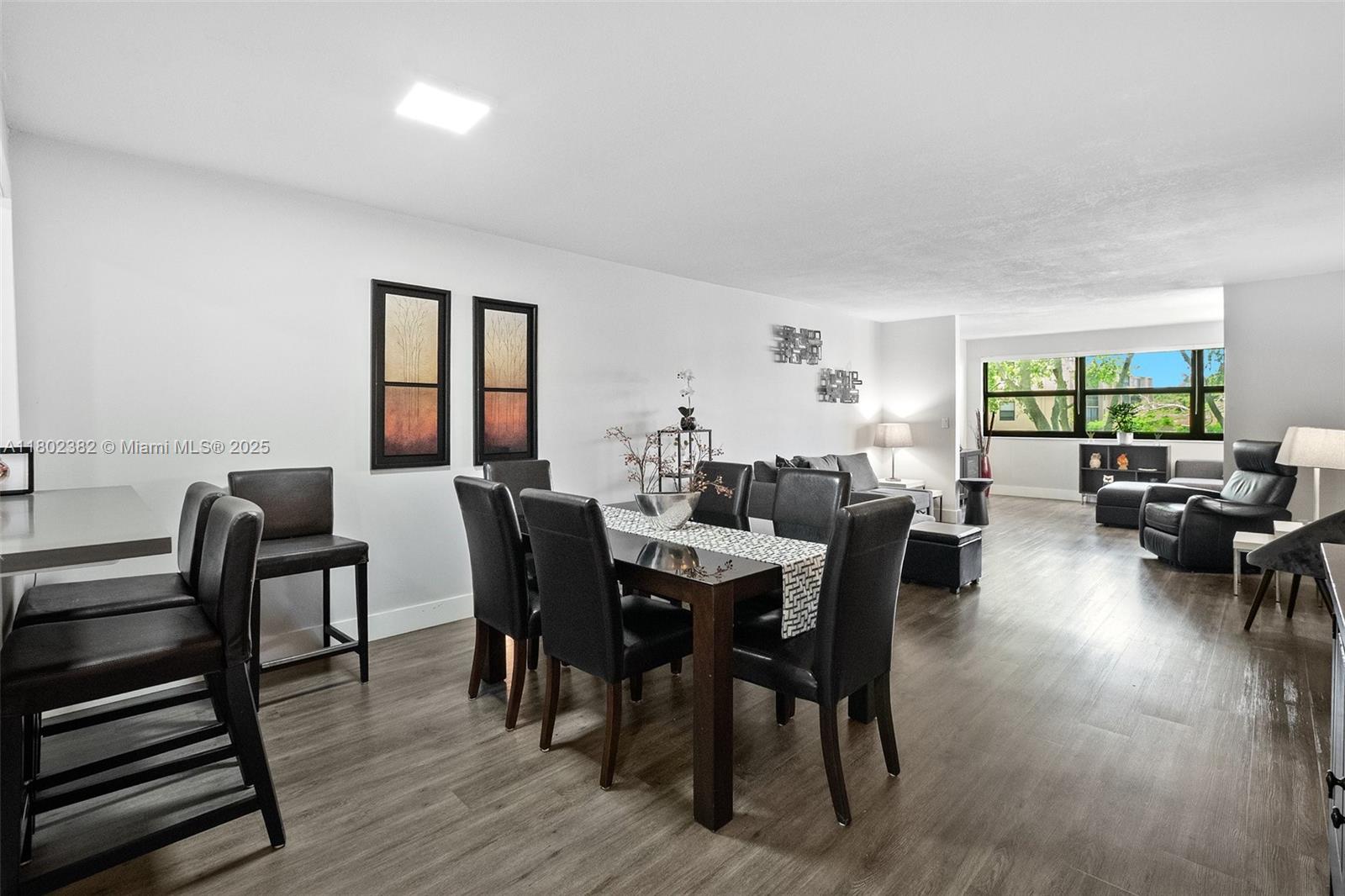 10451 Sunrise Lakes Blvd #203, Sunrise, Florida image 2