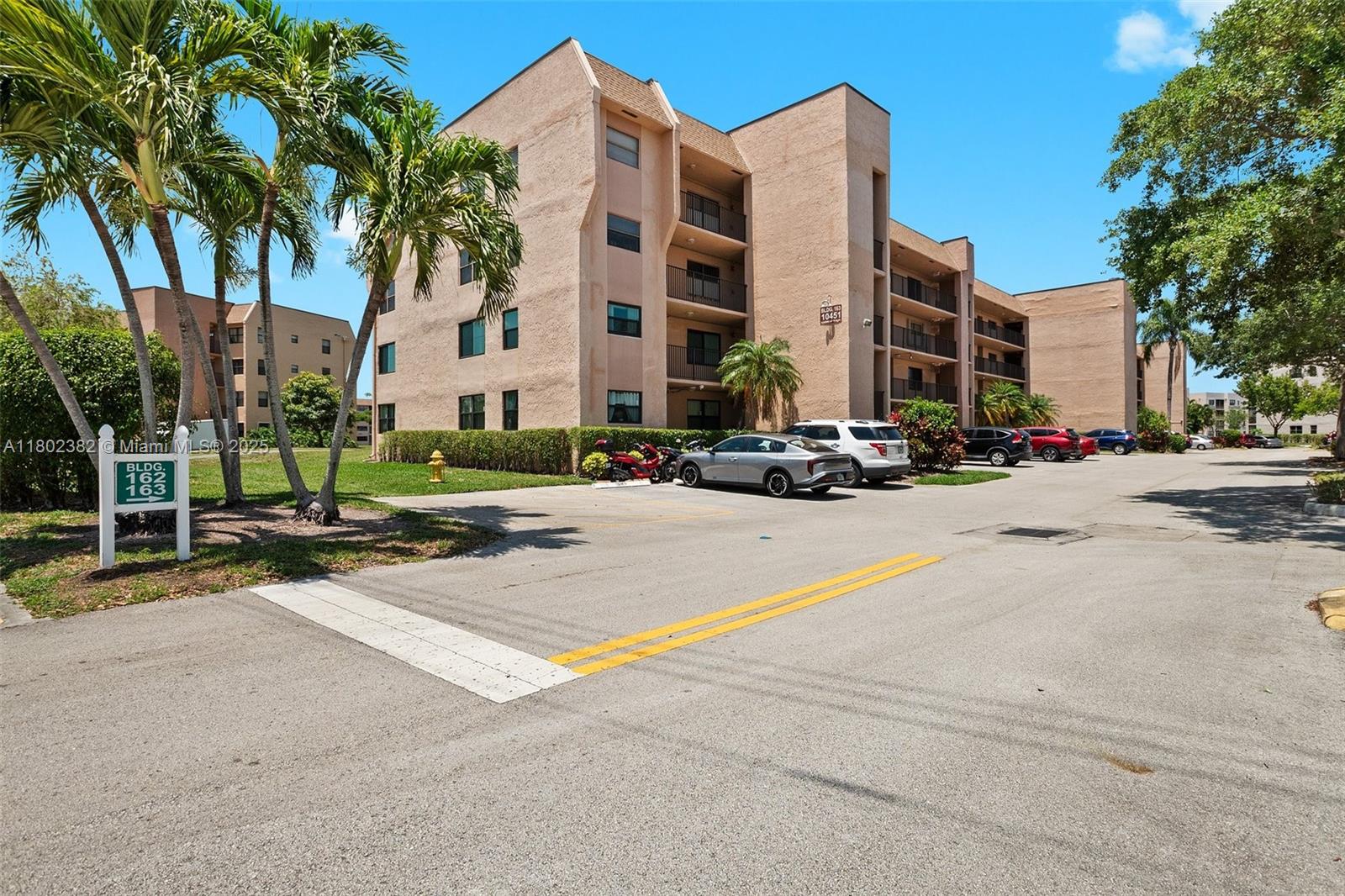10451 Sunrise Lakes Blvd #203, Sunrise, Florida image 28