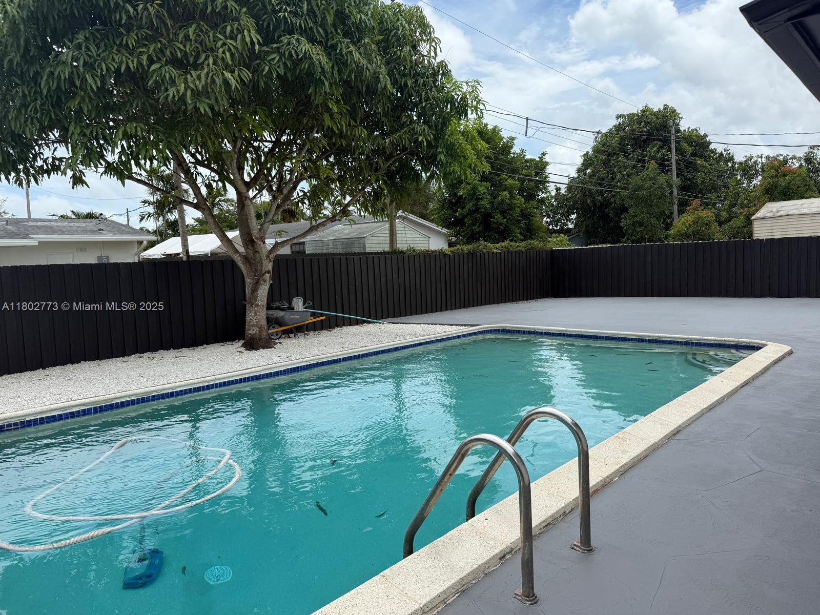 Property photo # 8