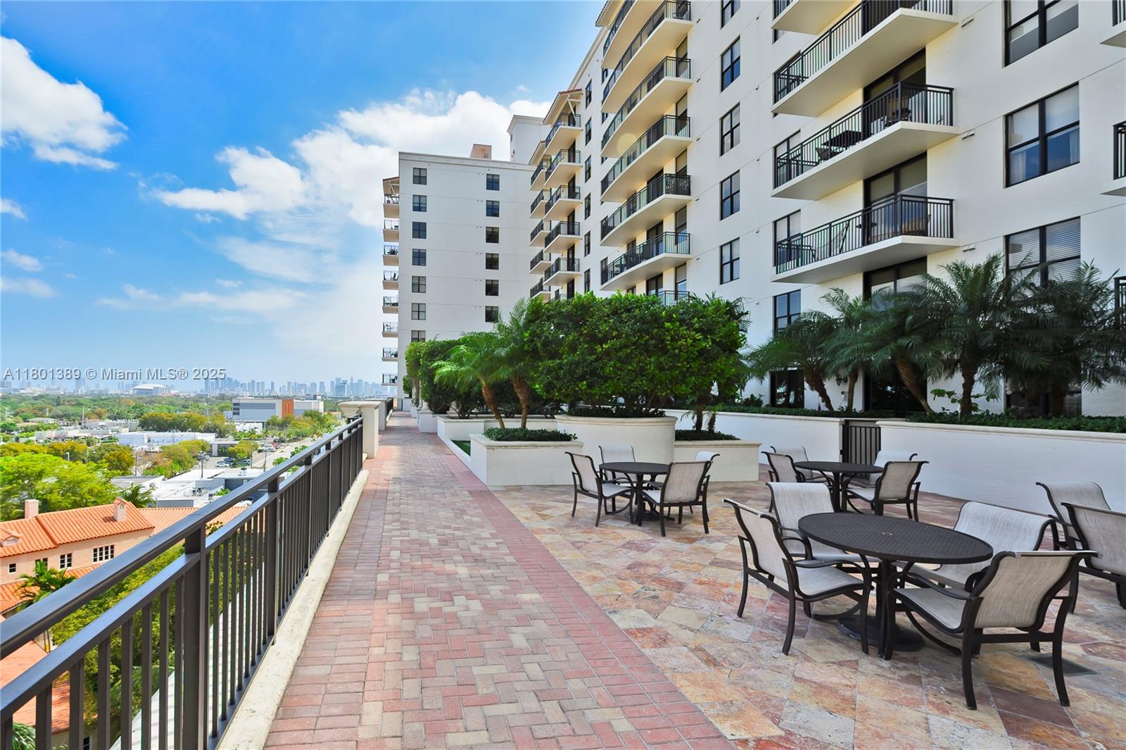 888 S Douglas Rd #910, Coral Gables, Florida image 22