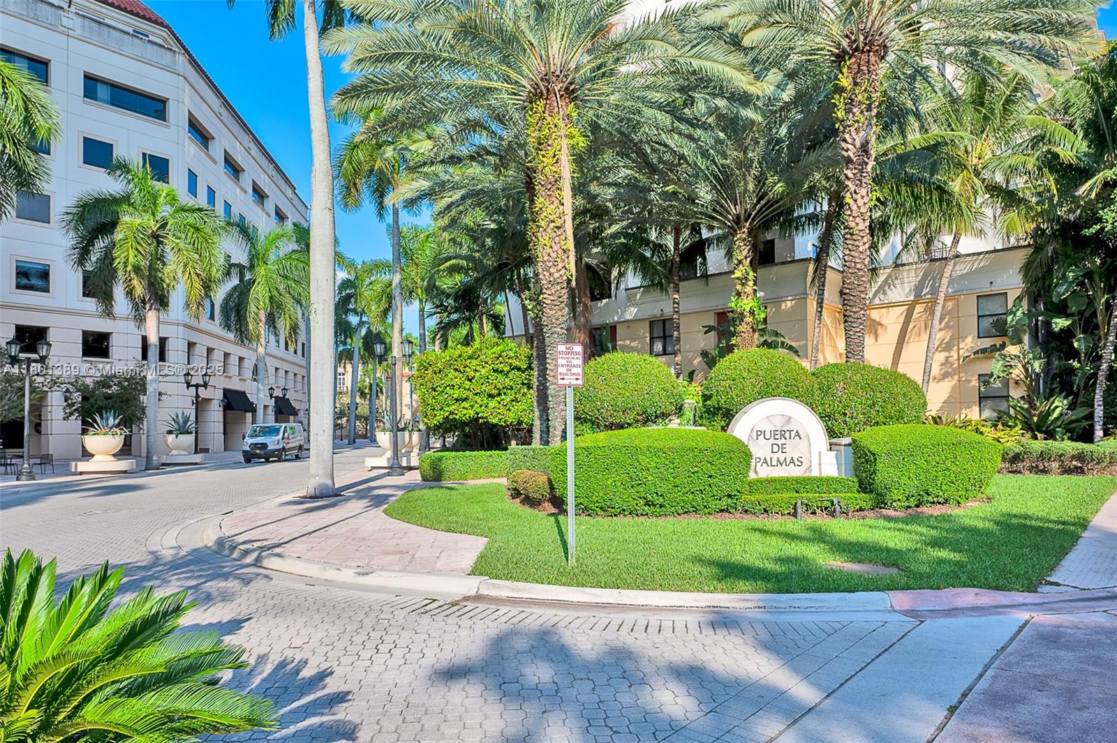 888 S Douglas Rd #910, Coral Gables, Florida image 29