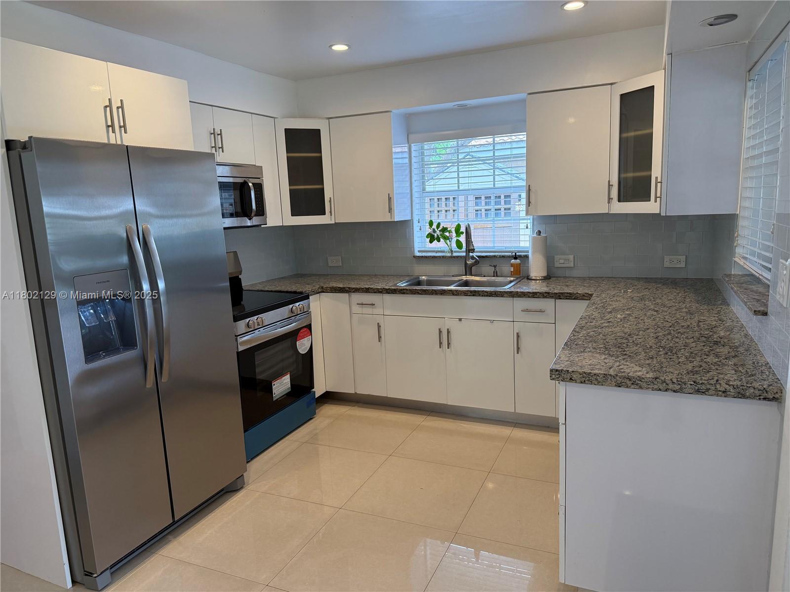 4441 NE 17th Ave, Oakland Park, Florida image 7