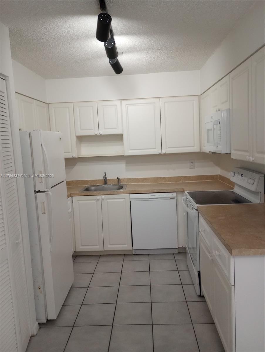 Property photo # 4