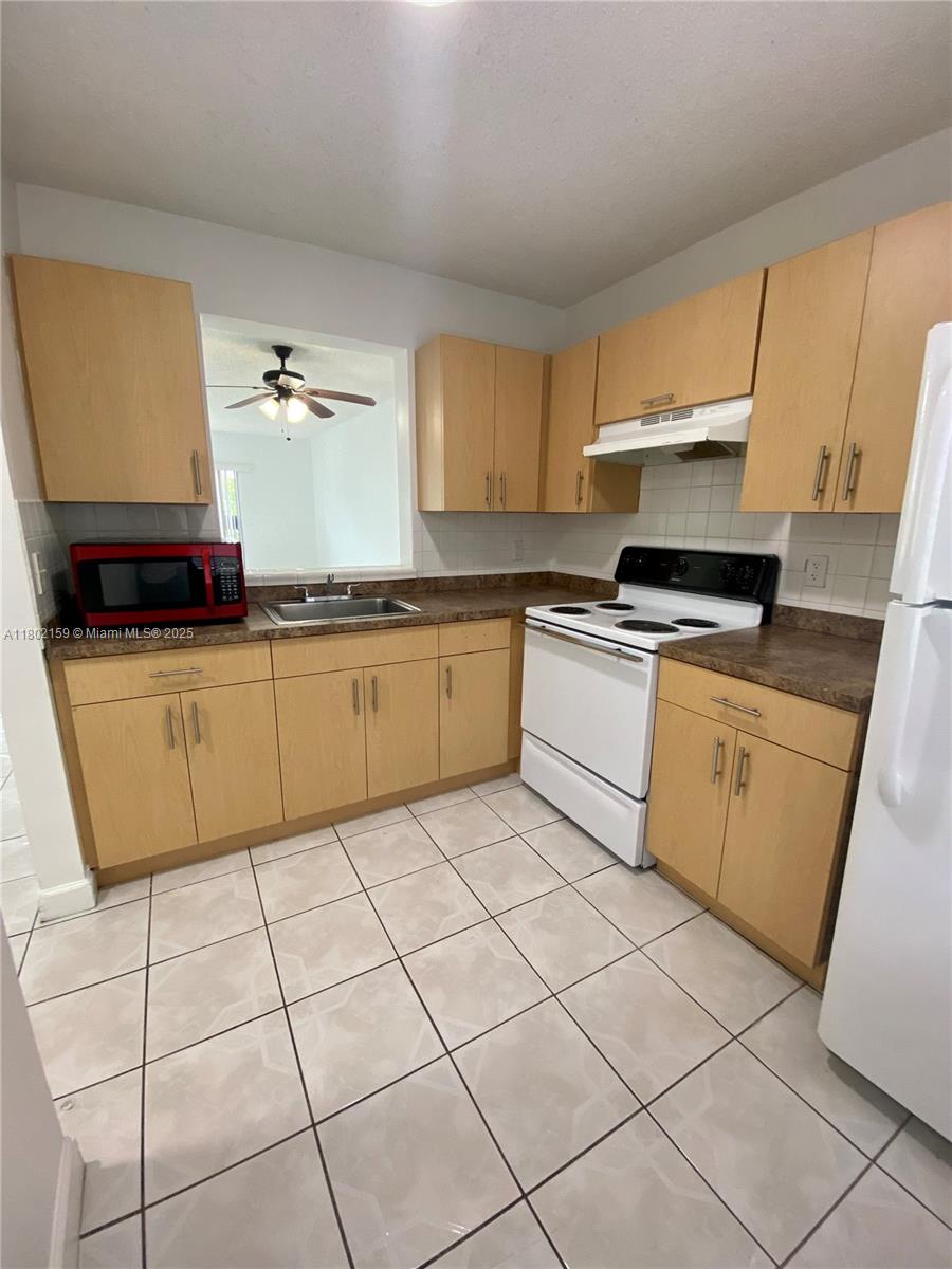 Property photo # 3