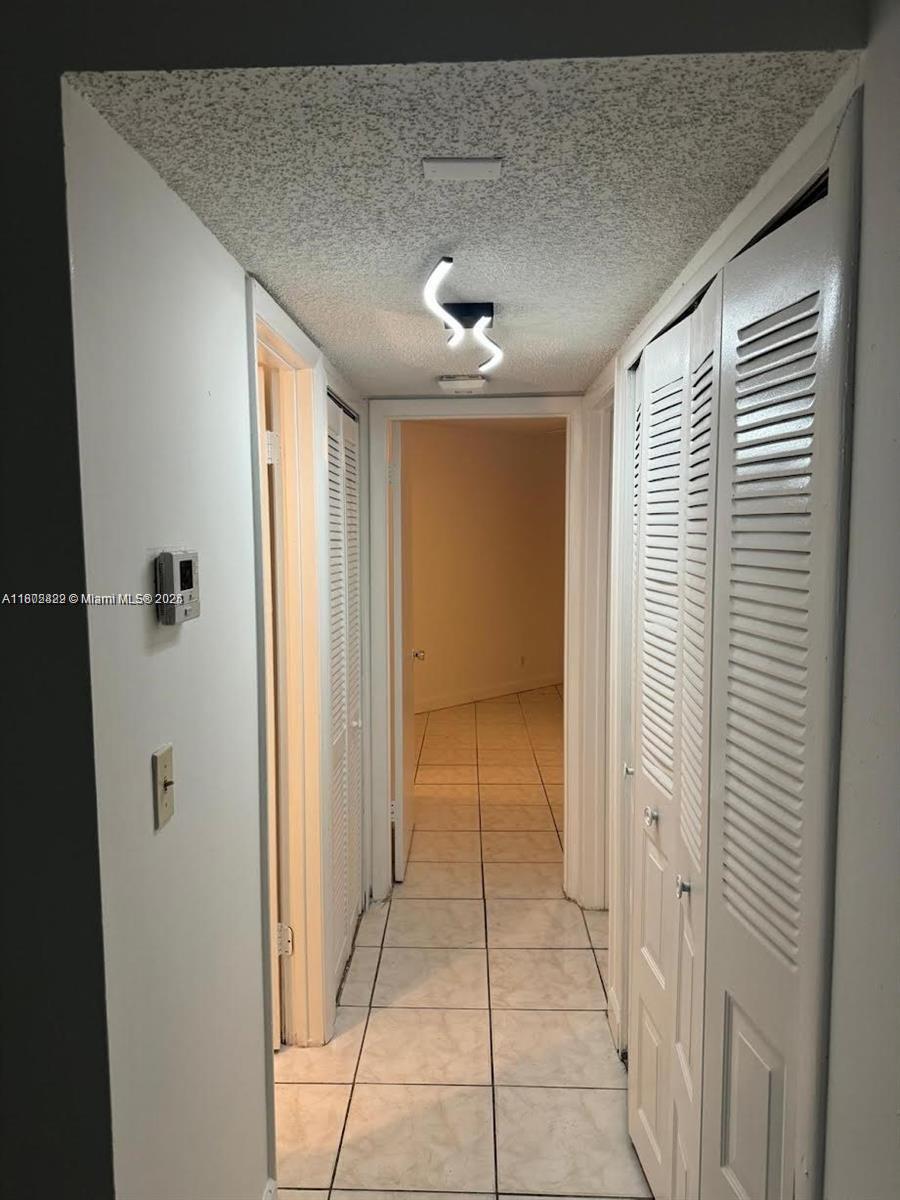 212 Lake Pointe Dr #210, Oakland Park, Florida image 7