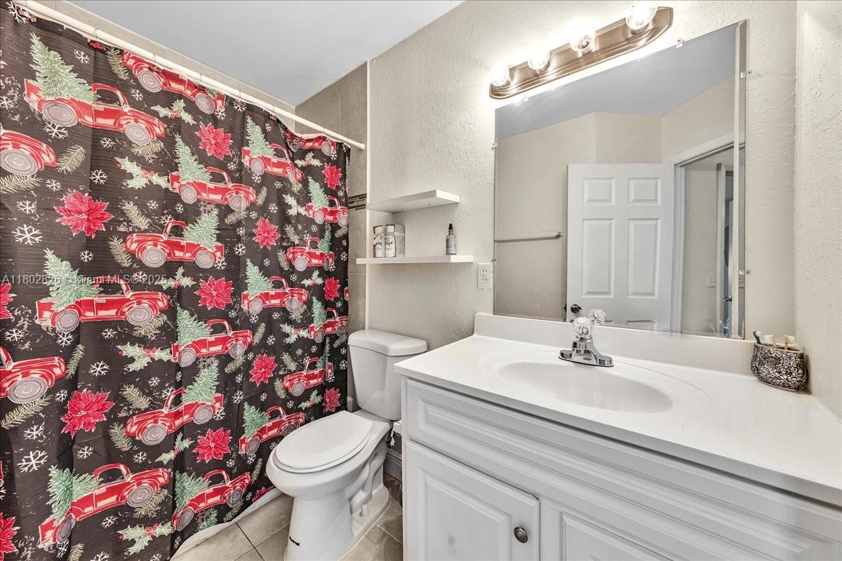 9765 NW 37th St, Sunrise, Florida image 33