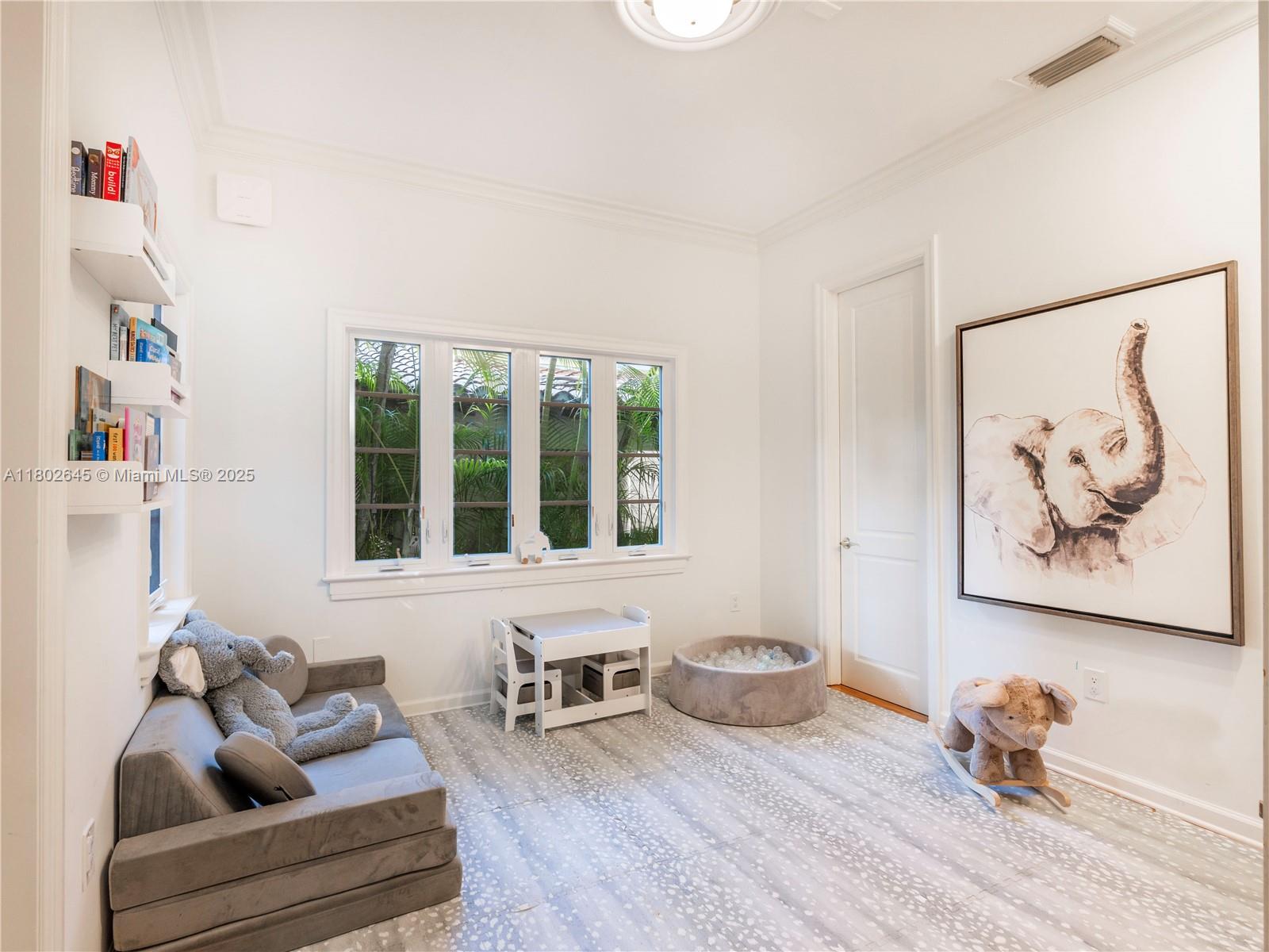 Property photo # 6