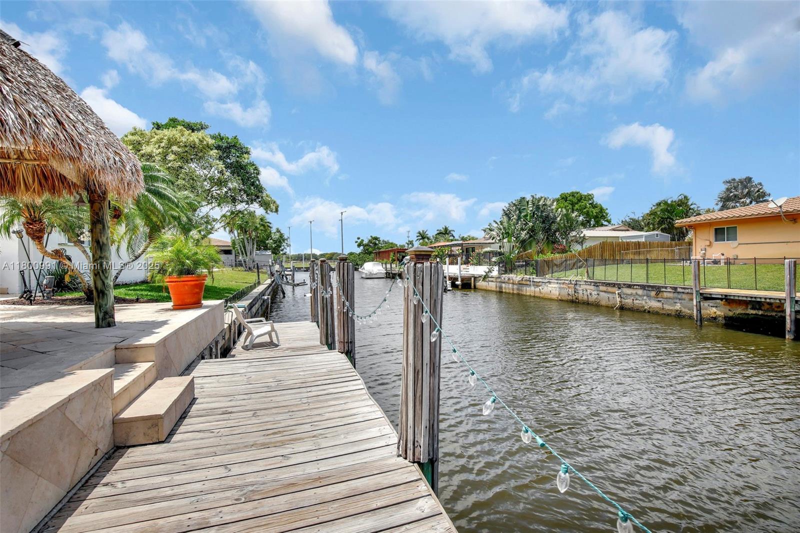 6001 SW 18th St, Plantation, Florida image 2