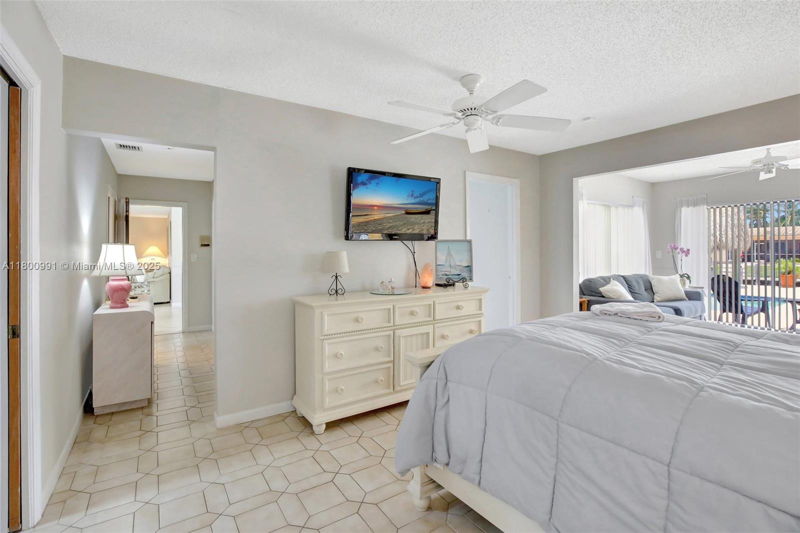 6001 SW 18th St, Plantation, Florida image 26