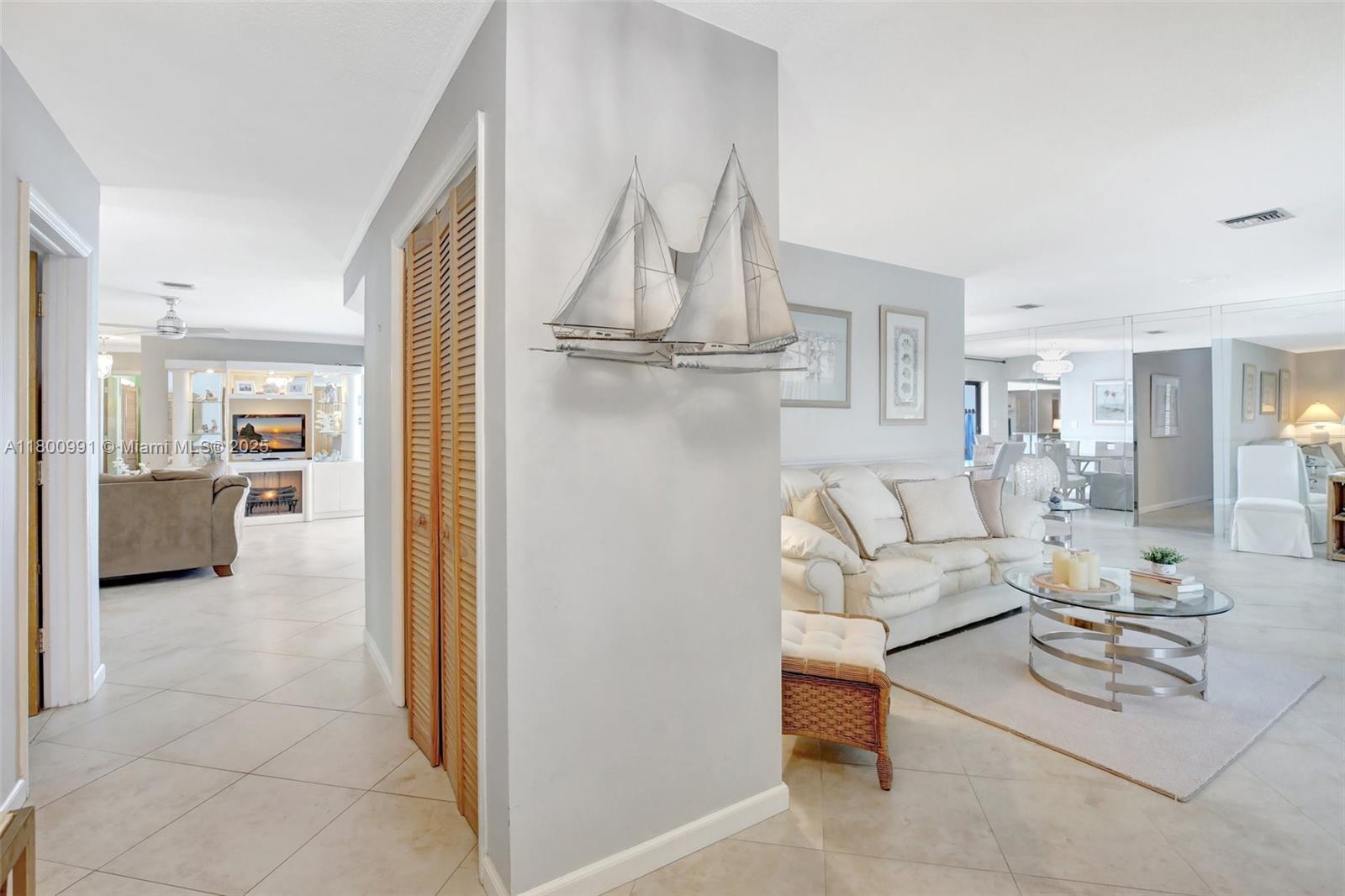6001 SW 18th St, Plantation, Florida image 8