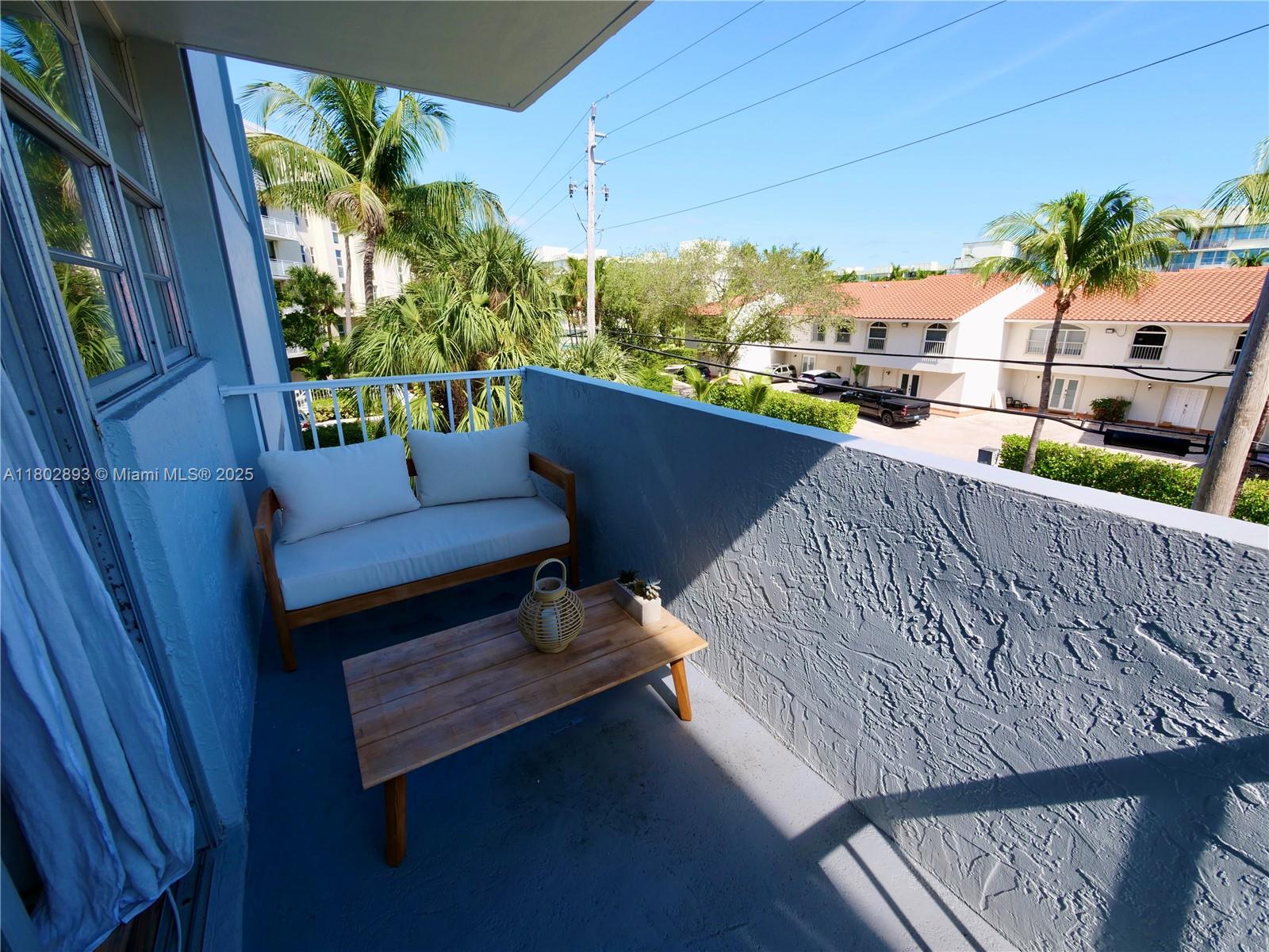 16518 NE 26th Ave #305, North Miami Beach, Florida image 14