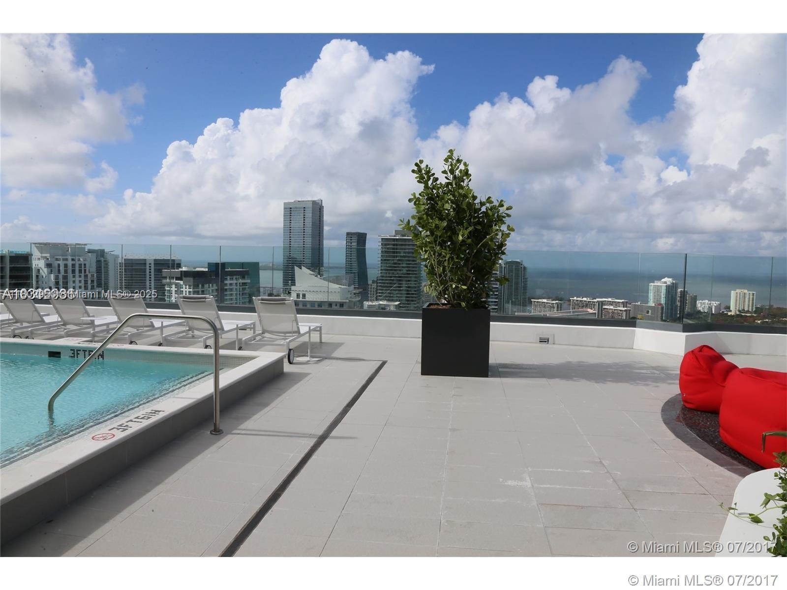 55 SW 9th St #3409, Miami FL 33130