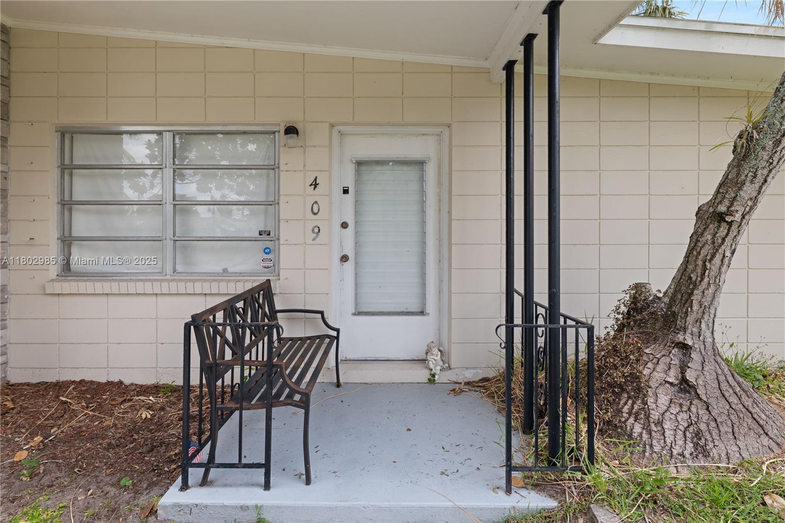 409 Poplar Ave, Port St. Lucie, Florida image 9