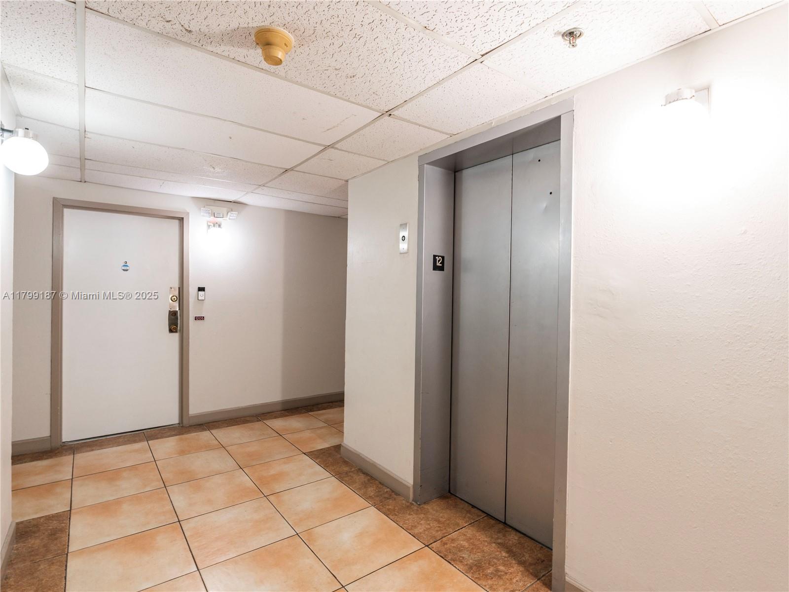 1825 W 44th Pl 1205