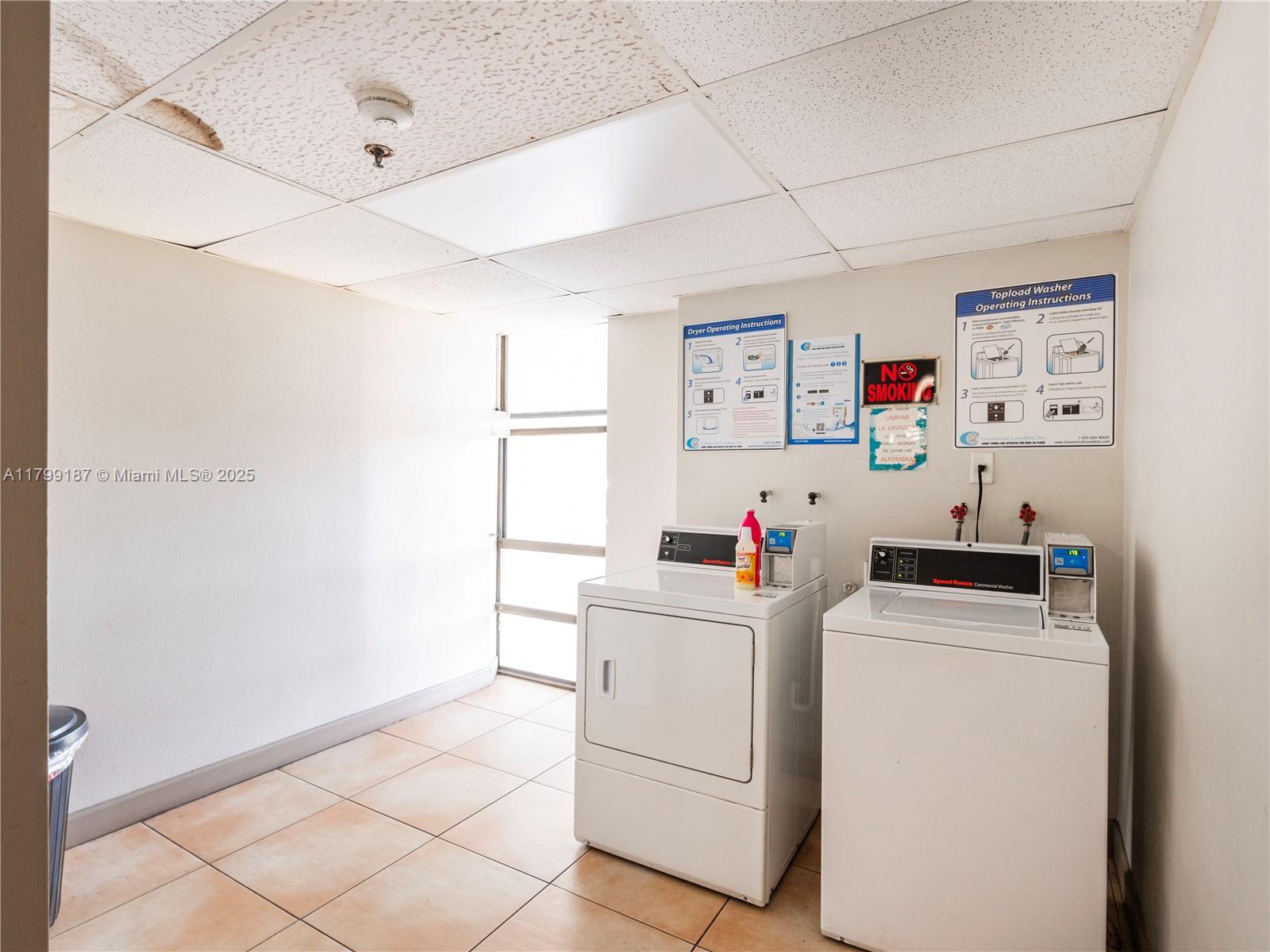 1825 W 44th Pl 1205