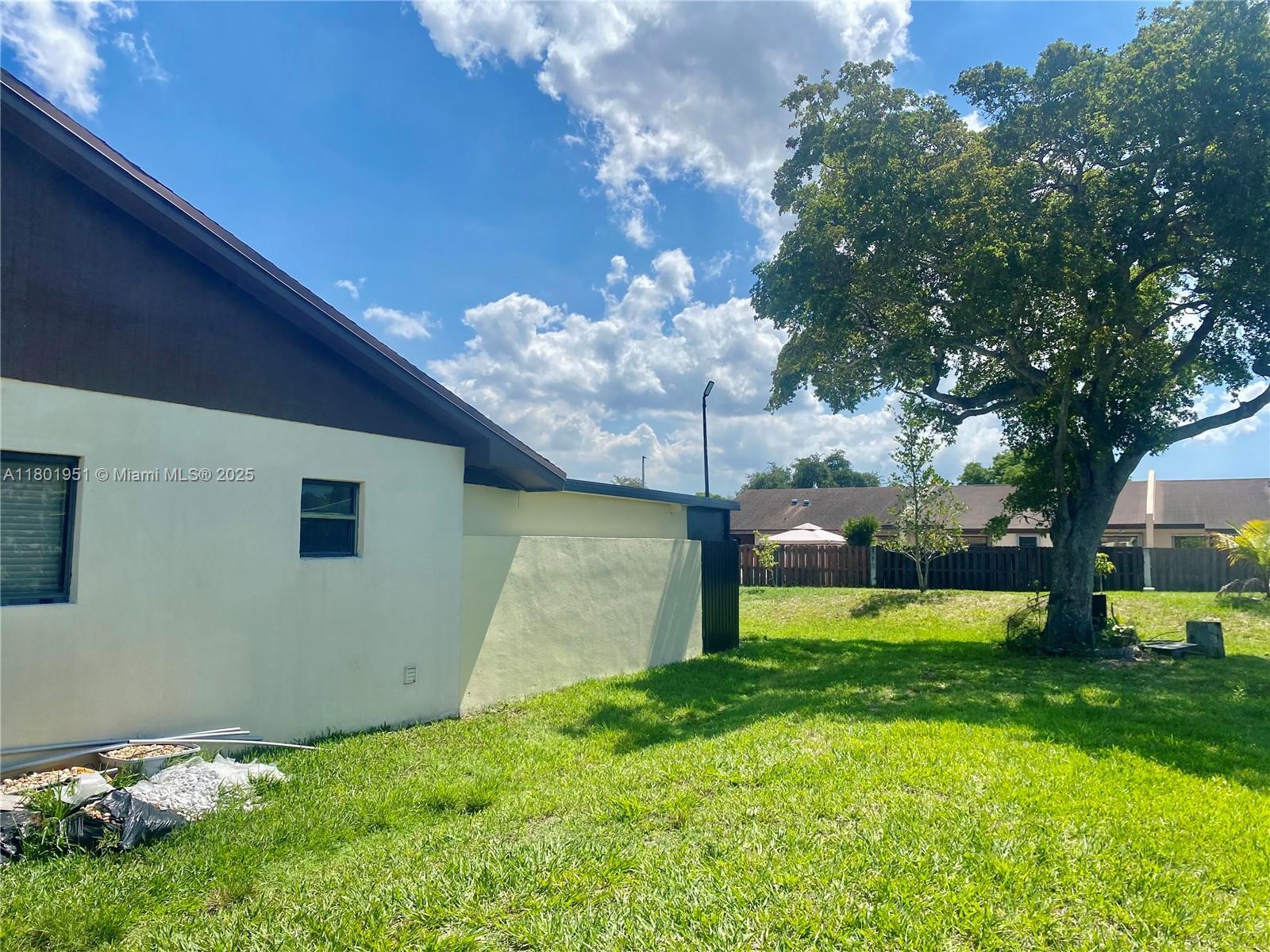 Listing Photo 19