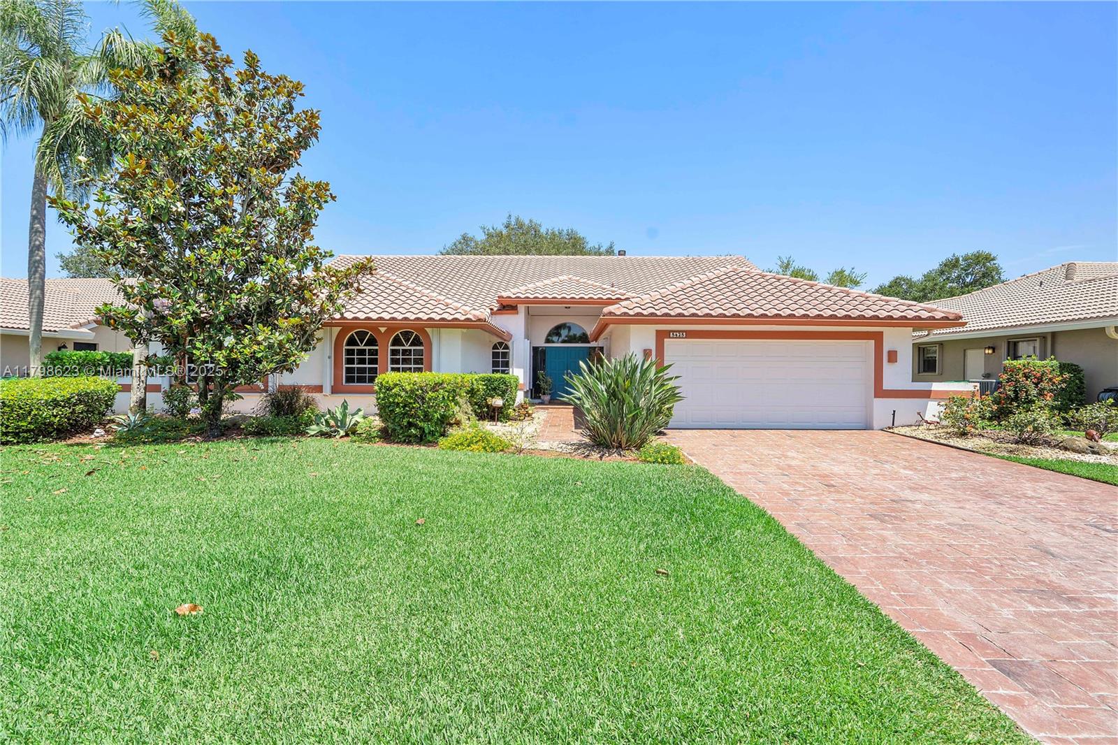 5425 NW 86th Ter, Coral Springs, Florida image 2