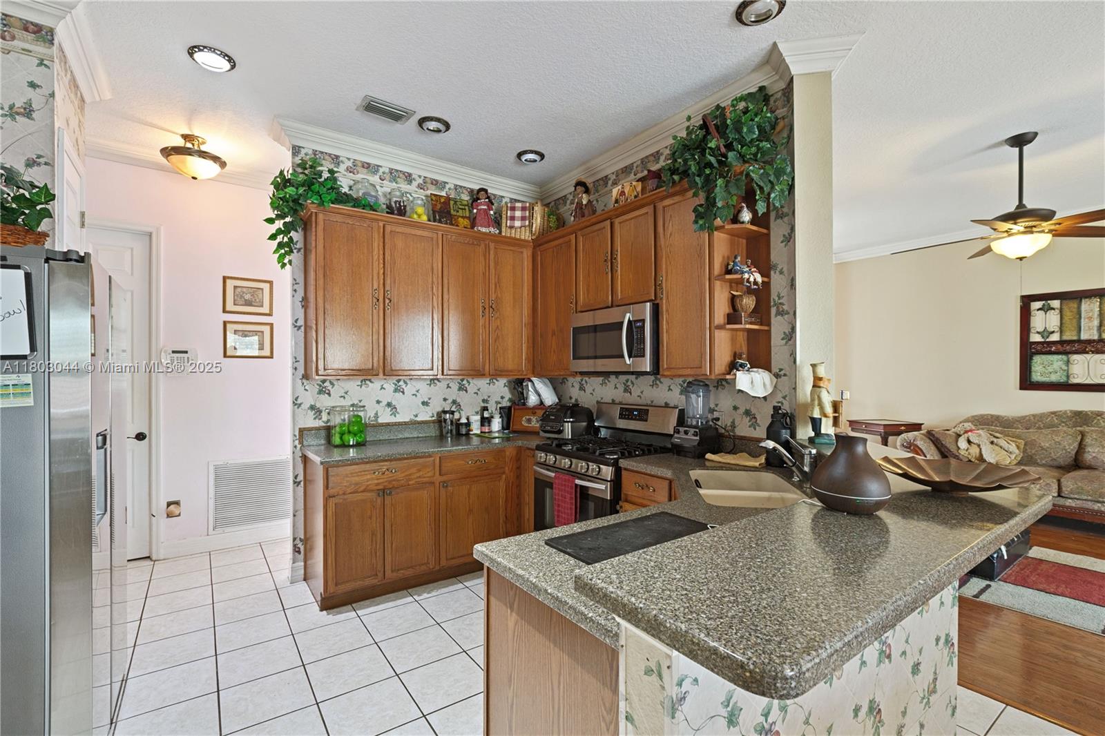19106 Cormorant Cove Pl, Tampa, Florida image 12