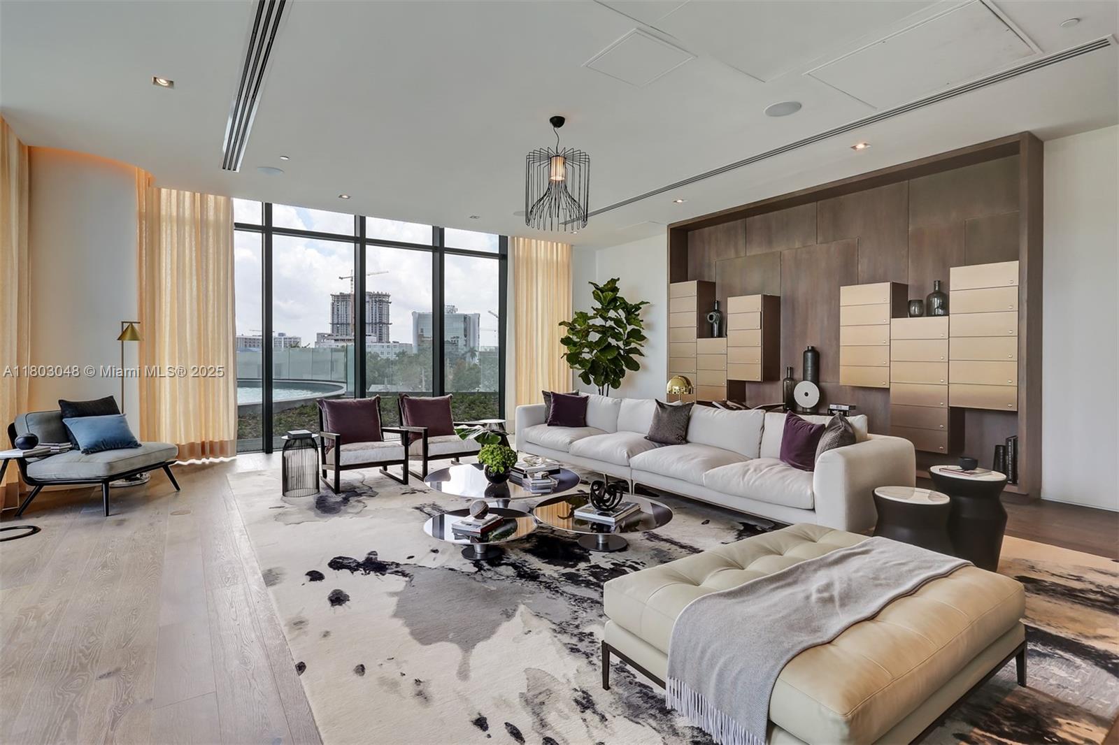 480 NE 31 #2703, Miami FL 33137