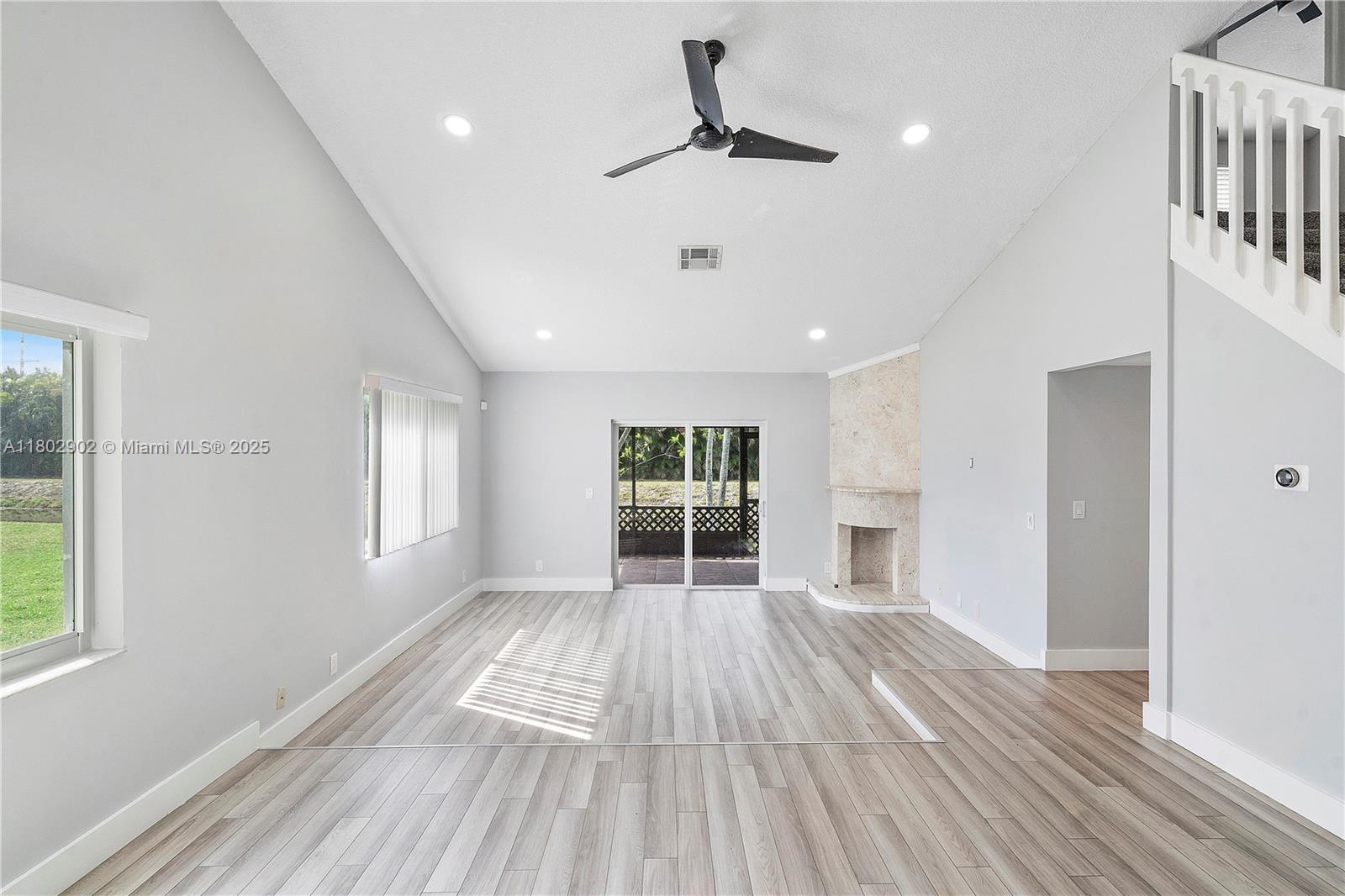 38 E Tara Lakes Dr E, Boynton Beach, Florida image 13