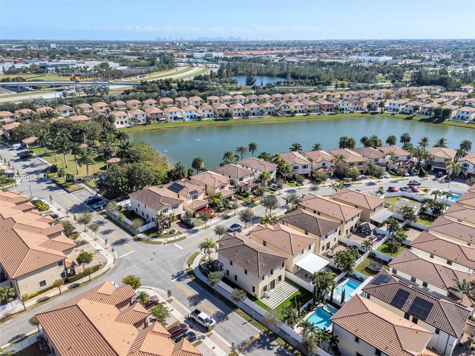 8894 W 34th Ave, Hialeah, Florida image 14