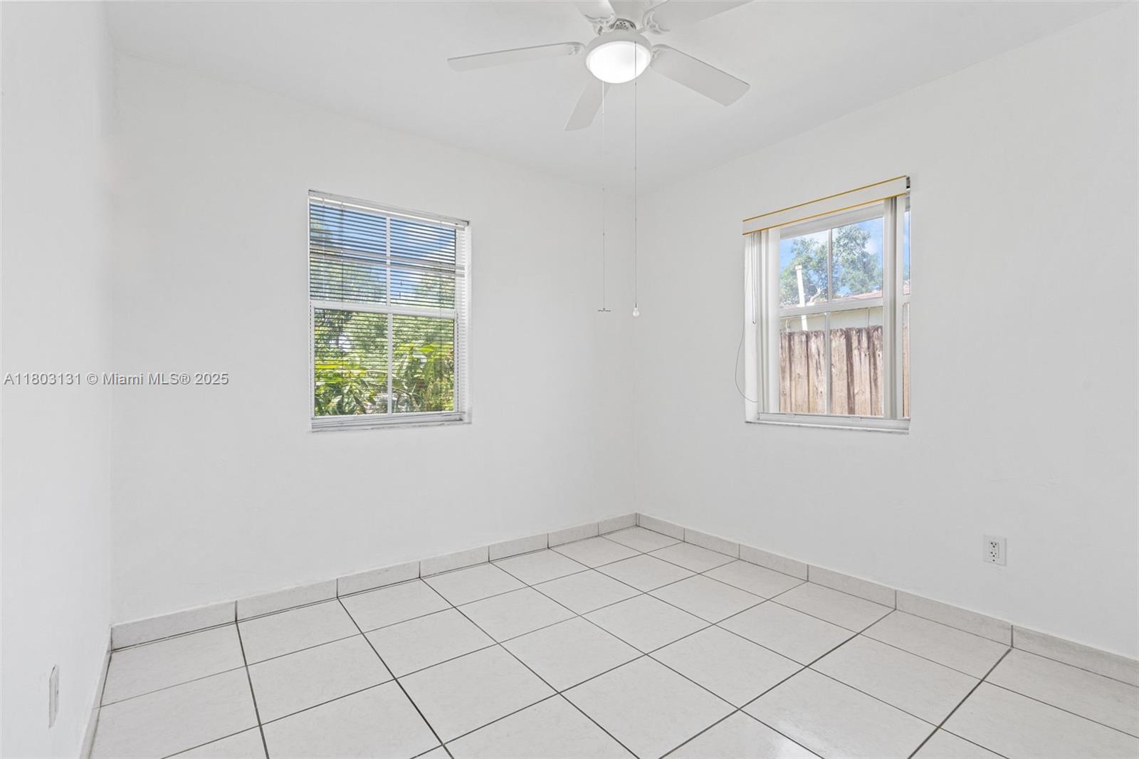 911 E 32nd St, Hialeah, Florida image 14