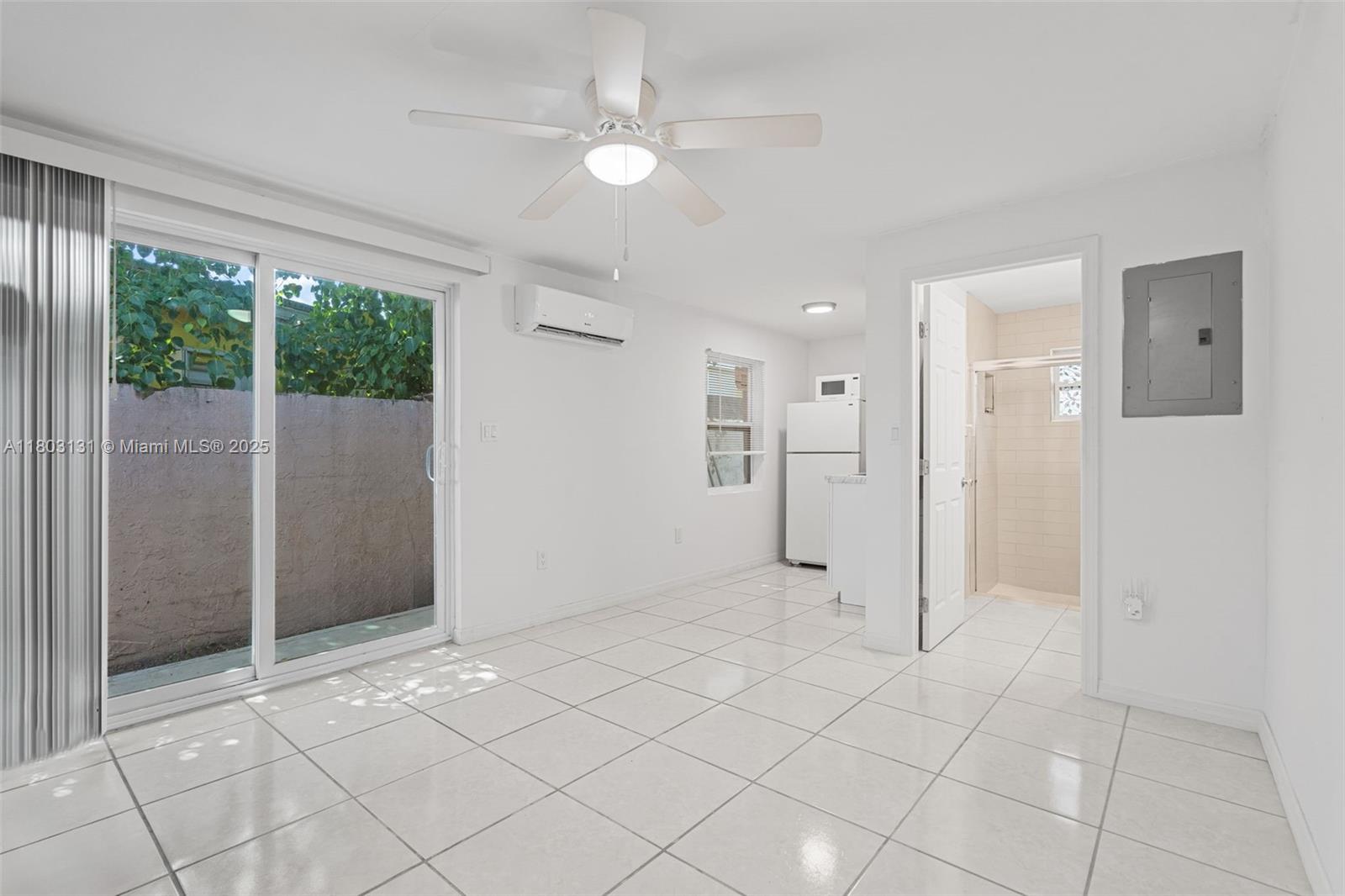 911 E 32nd St, Hialeah, Florida image 21