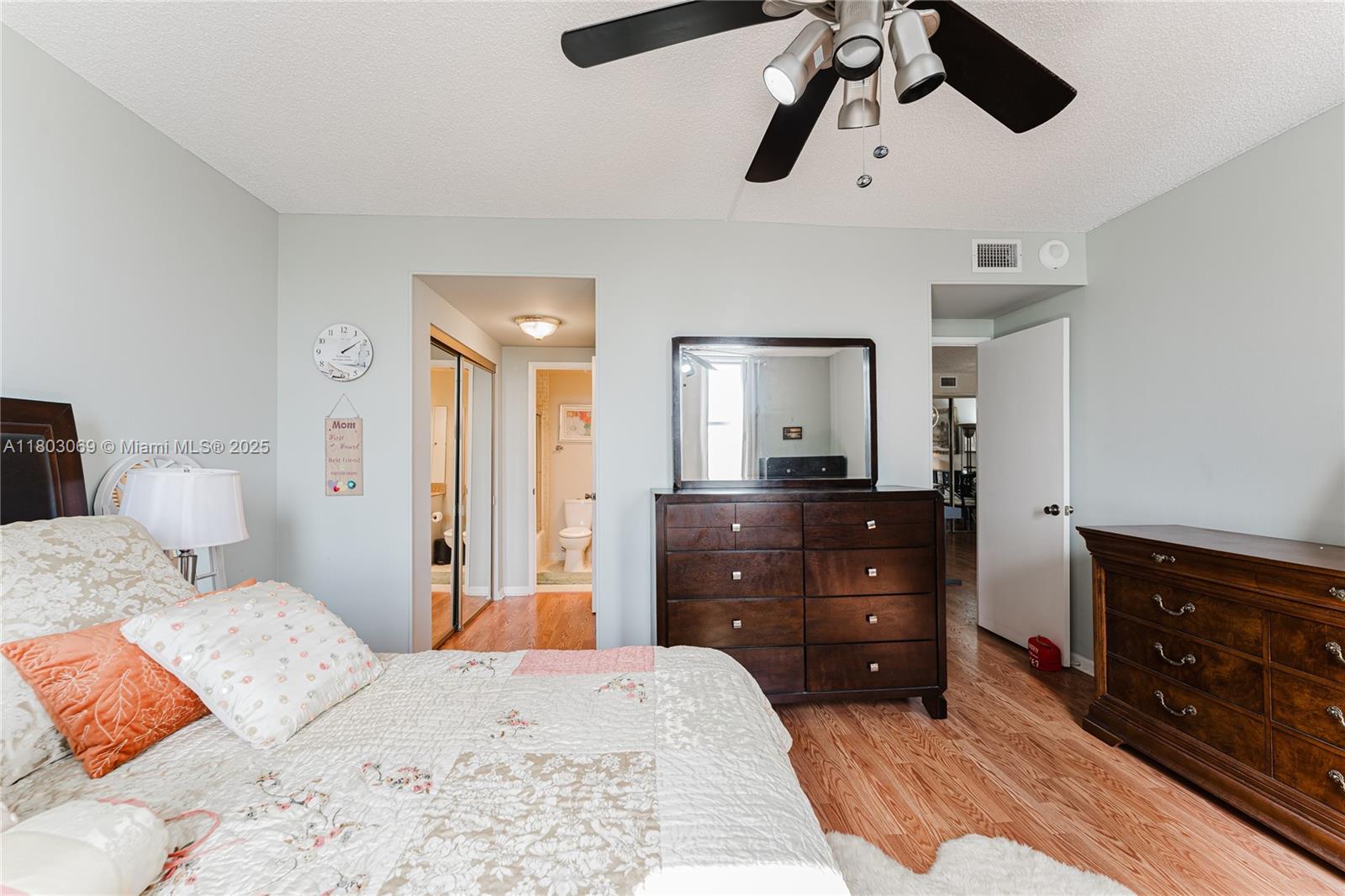4330 Hillcrest Dr #505, Hollywood, Florida image 9