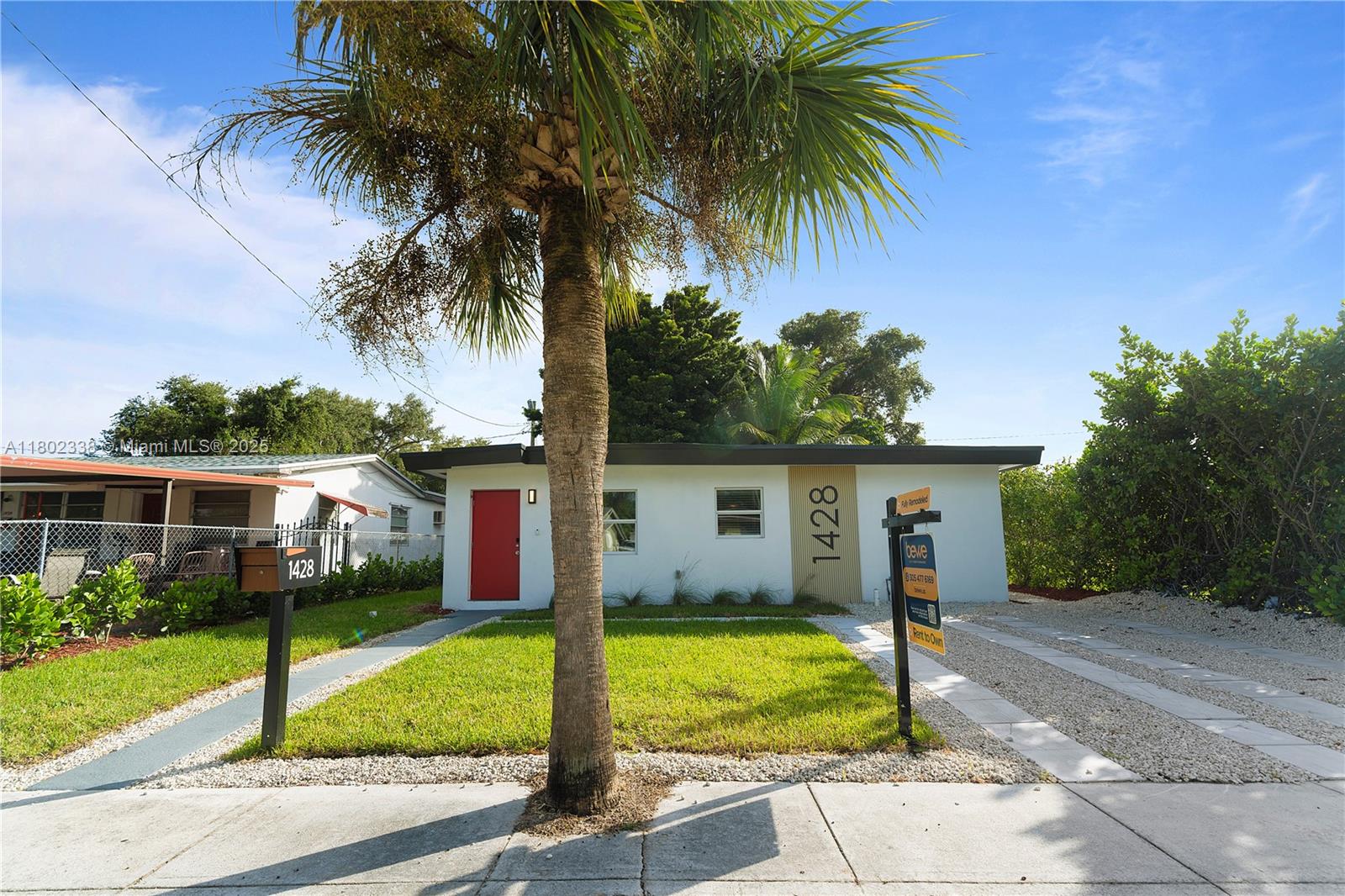 1428 NE 153rd Ter, North Miami Beach, Florida image 2