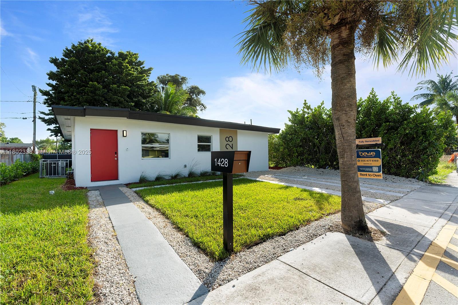 1428 NE 153rd Ter, North Miami Beach, Florida image 3