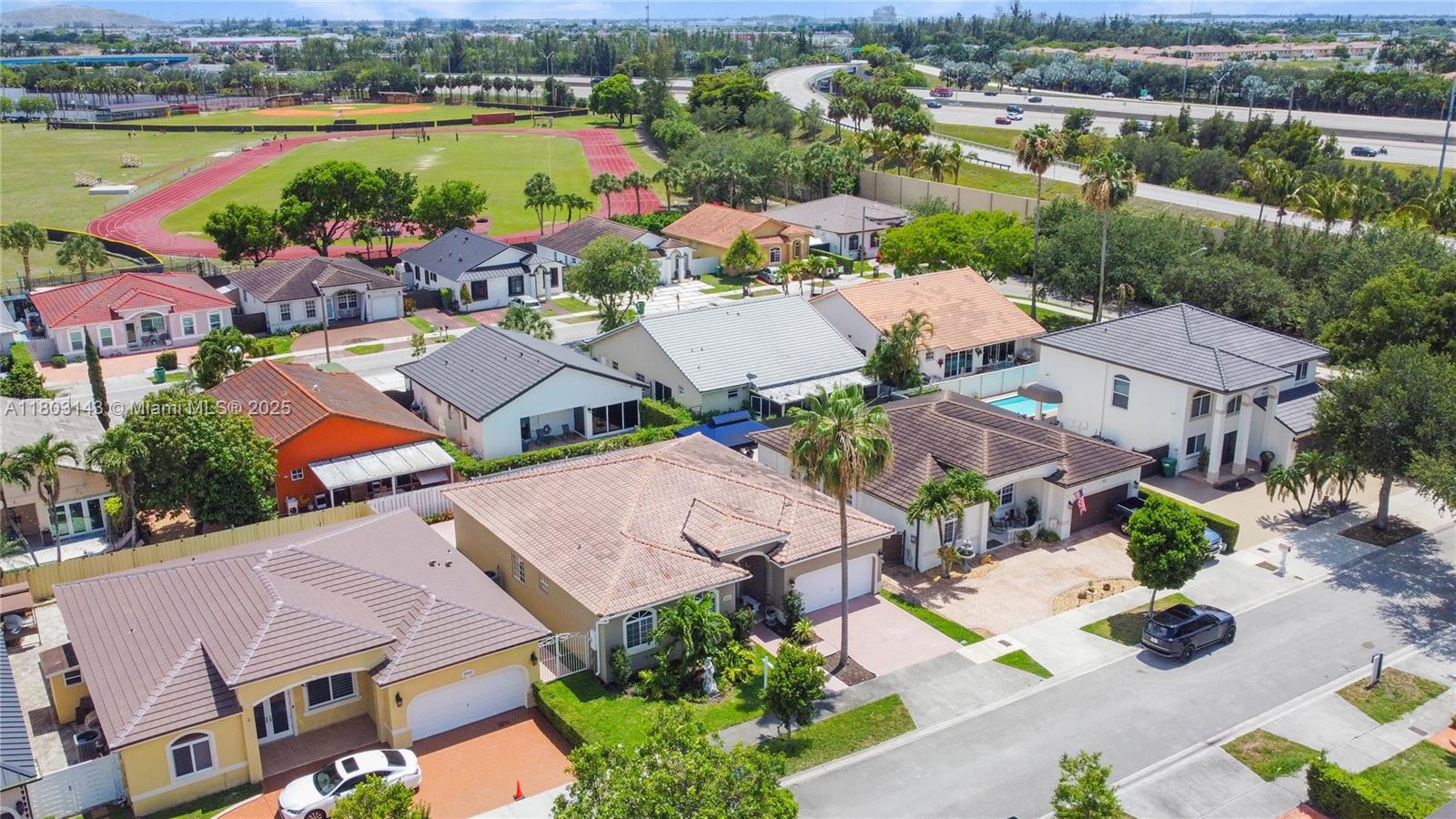 9072 NW 145th St, Miami Lakes, Florida image 41