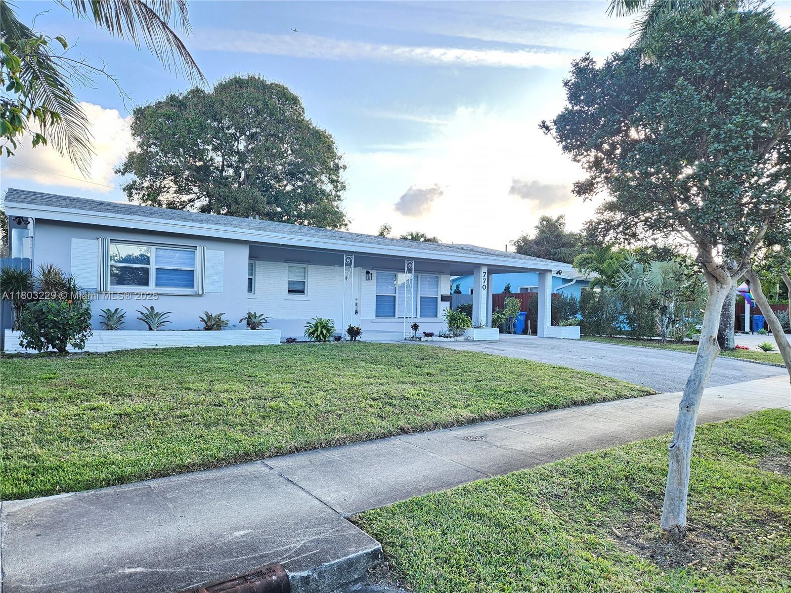 770 NW 38th St, Oakland Park, Florida image 1