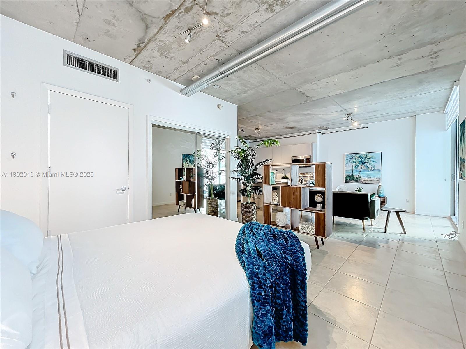 690 SW 1st Ct #1232, Miami FL 33130