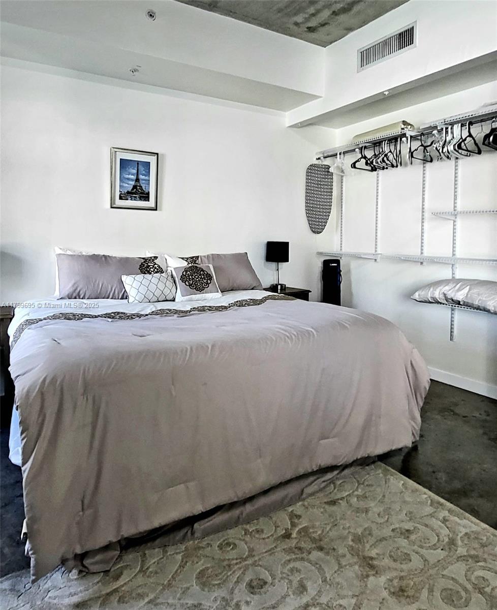 133 NE 2nd Ave #1004, Miami FL 33132
