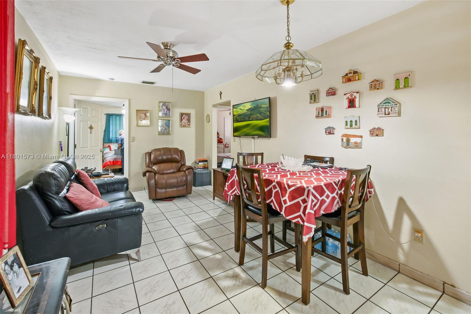 Listing Photo 18