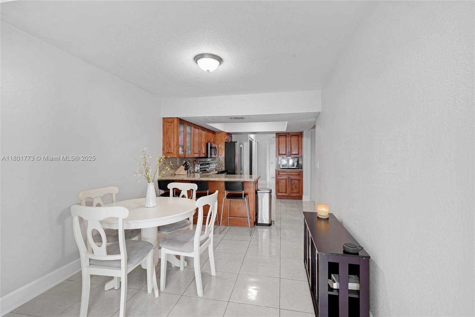857 W 37th St, Hialeah, Florida image 15