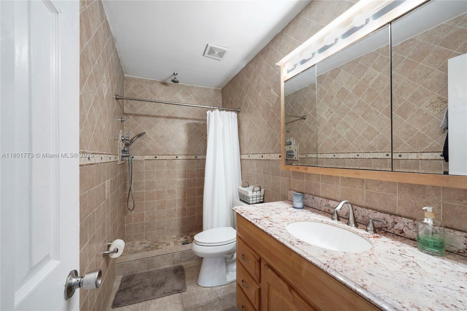 857 W 37th St, Hialeah, Florida image 19