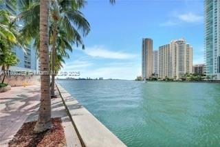 335 S Biscayne Blvd #2308, Miami FL 33131