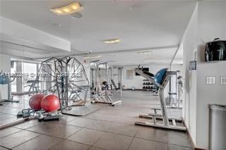 335 S Biscayne Blvd #2308, Miami FL 33131