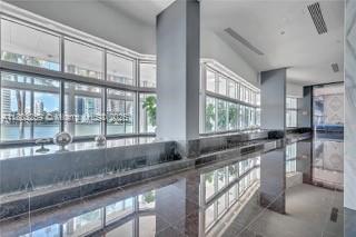 335 S Biscayne Blvd #2308, Miami FL 33131
