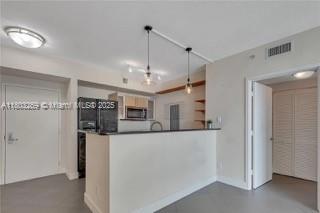 335 S Biscayne Blvd #2308, Miami FL 33131