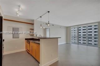 335 S Biscayne Blvd #2308, Miami FL 33131